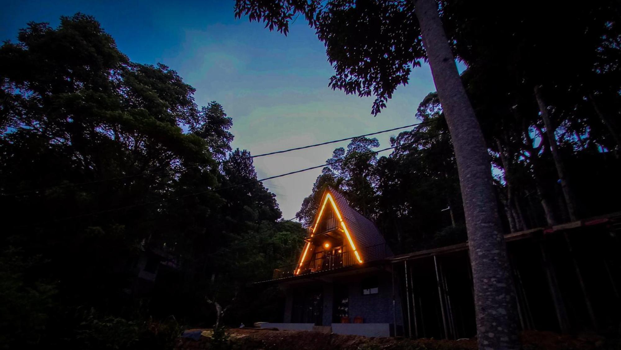 White Moon Cabin & Cottage Ела Екстериор снимка